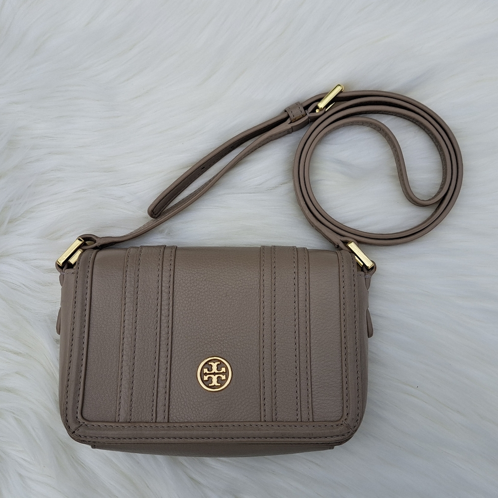 ⛔️SOLD OUT⛔️Tory Burch Landon